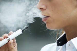 Smoking E-Cigarettes Of No Benefit